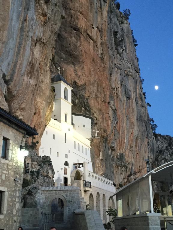 Holiday Village Ostrog Nikšić 外观 照片